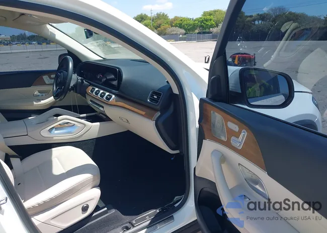 4JGFB4JB5NA703411: 42131968