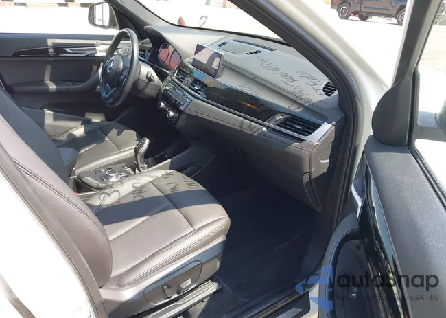 WBXJG7C01M3M73496: 42132005