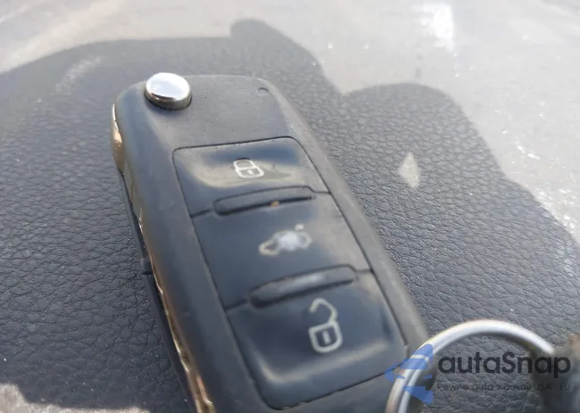 1VWBT7A38HC019341: 42132034