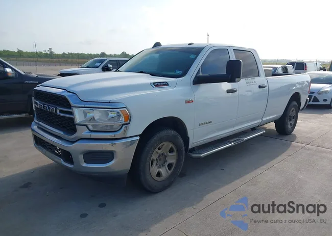 3C6UR4HJXKG720696: 42132044