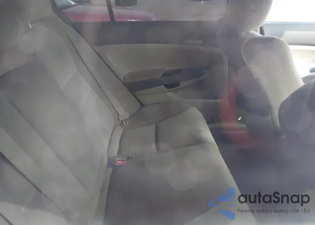 1HGCP2F39AA046087: 42132134