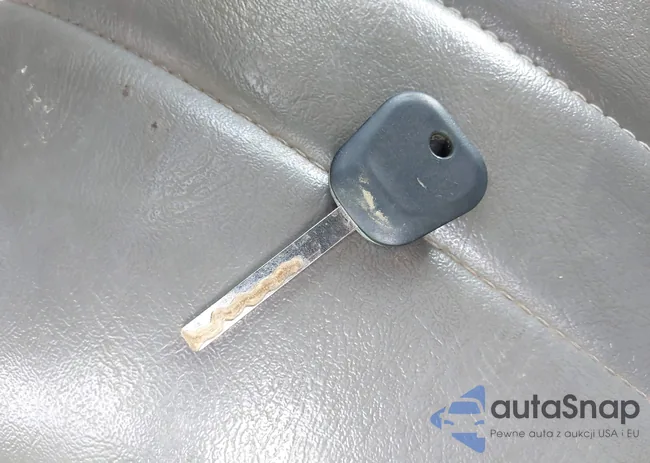 1GCWGFCF5F1246229: 42131264