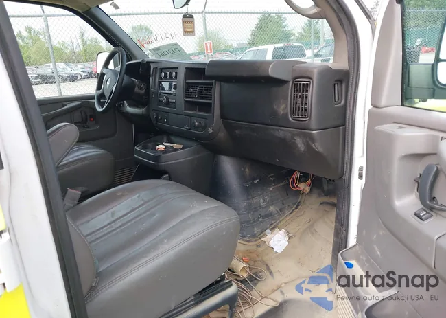 1GCWGFCF5F1246229: 42131264