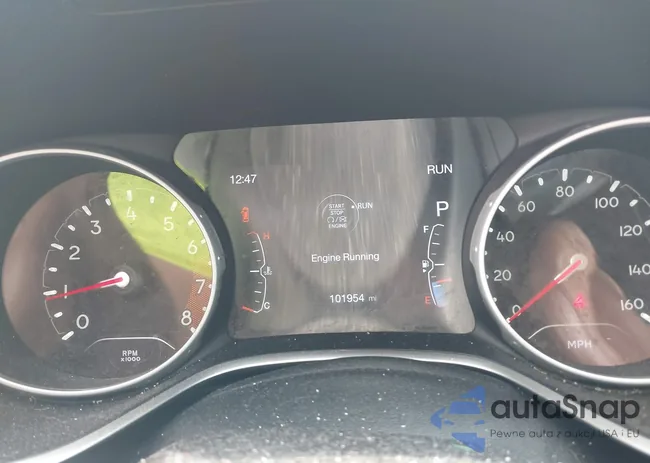 3C4NJDBB8JT180762: 42131486