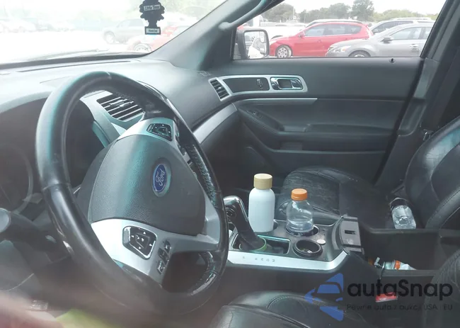 1FM5K7D84DGC29296: 42132600