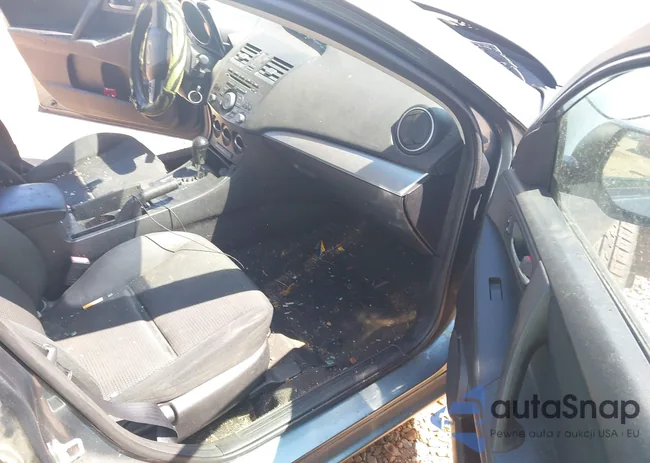 JM1BL1UG2C1602684: 42132765