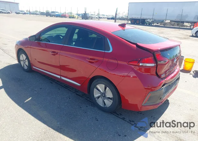 KMHC75LC4MU251111: 42132789