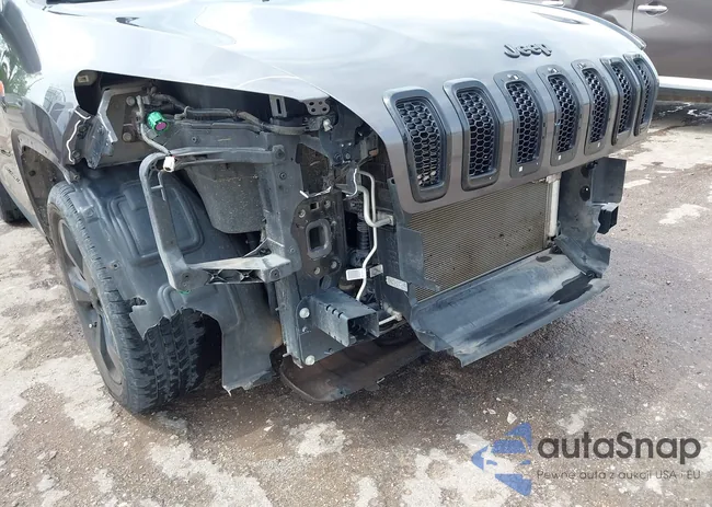 1C4PJLCB2JD595549: 42132845