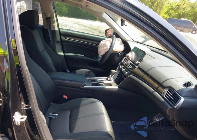 1HGCV1F4XJA129908: 42132914