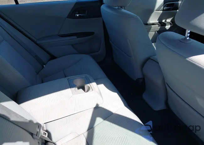 1HGCR2F37FA214777: 42133018