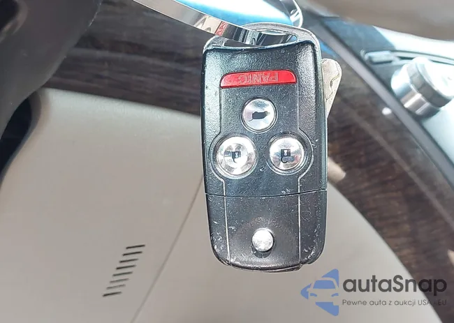 2HNYD2H69BH520850: 42133106