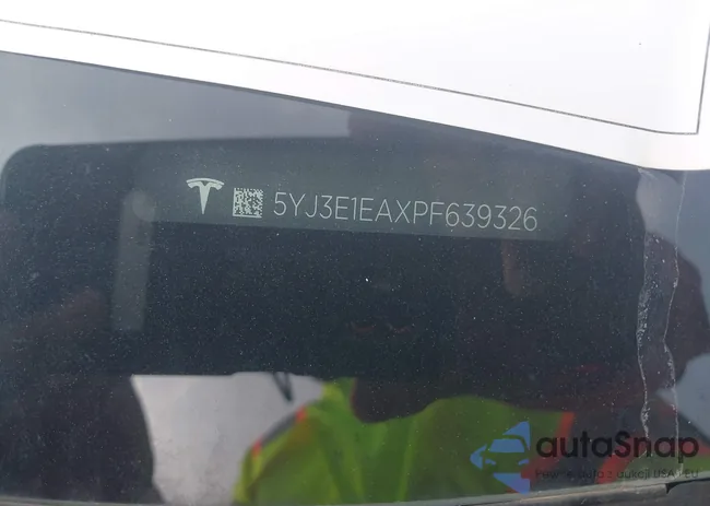 5YJ3E1EAXPF639326: 42132181