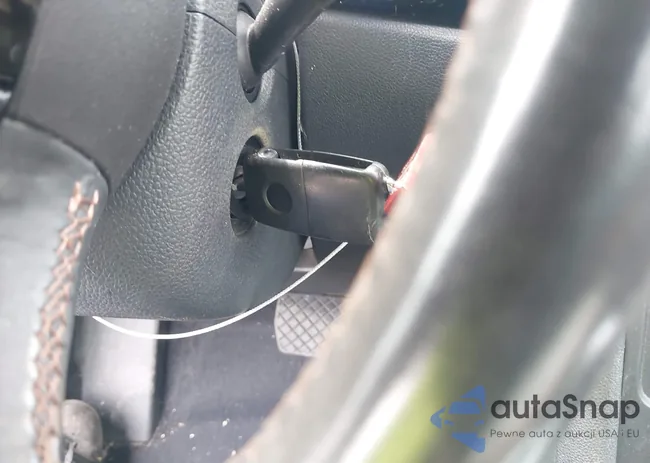 3VW517ATXFM809674: 42132498