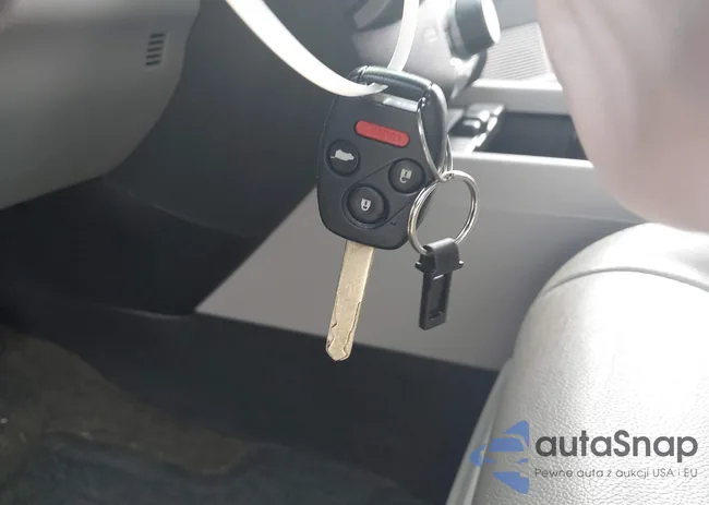 5FNYF3H35FB034592: 42133579