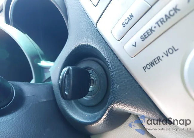 2T2GK31U18C041035: 42133623