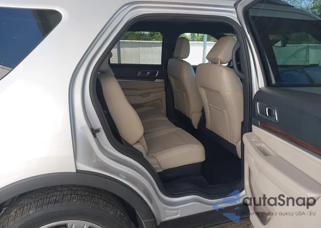 1FM5K7F86JGC16686: 42133637