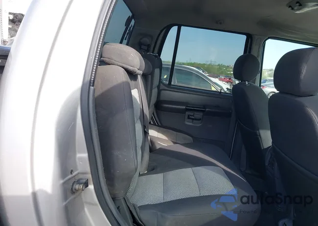 1FMZU77K94UA89637: 42133712