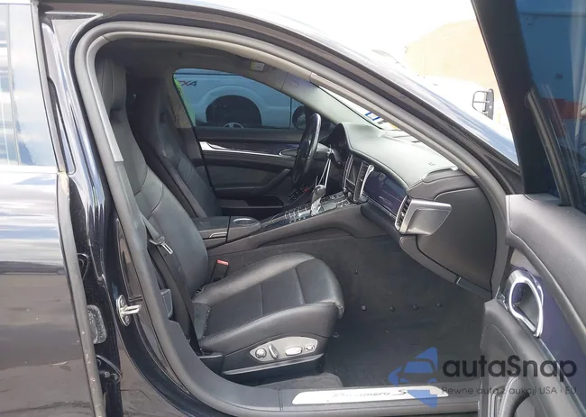 WP0AB2A75CL060168: 42133718