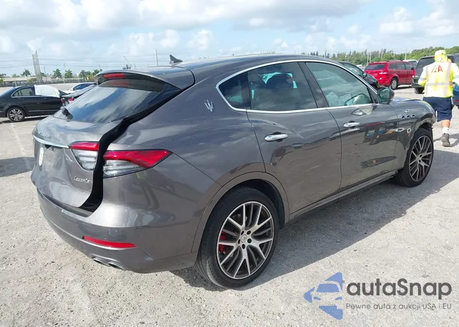 ZN661XUA8NX400355: 42133847