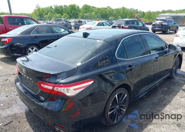 4T1K61BKXLU014752: 42134068