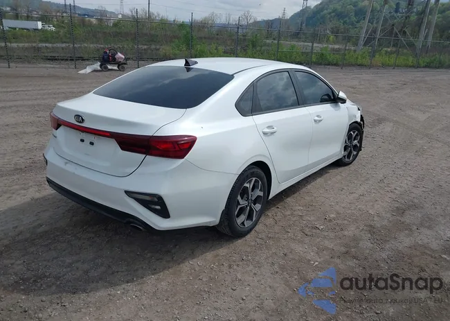 3KPF24AD4ME313658: 42134086