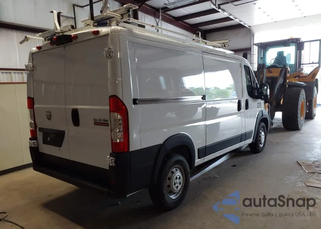 3C6TRVAG6LE138219: 42134105