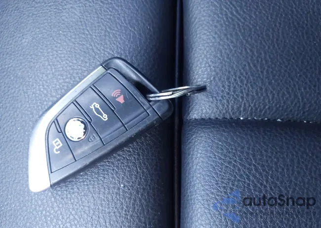 WBXHT3C37J5F88779: 42133139