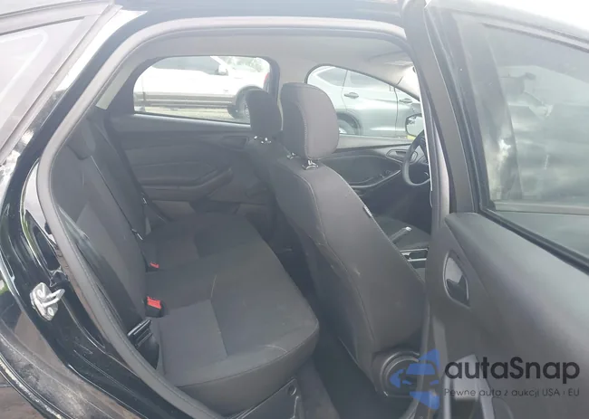 1FADP3E26HL284470: 42133259