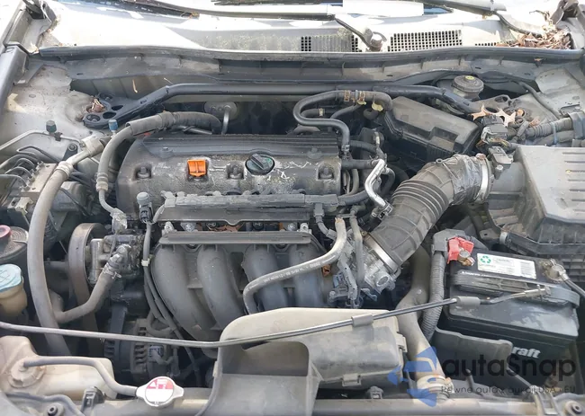 1HGCP2F72AA026069: 42133356