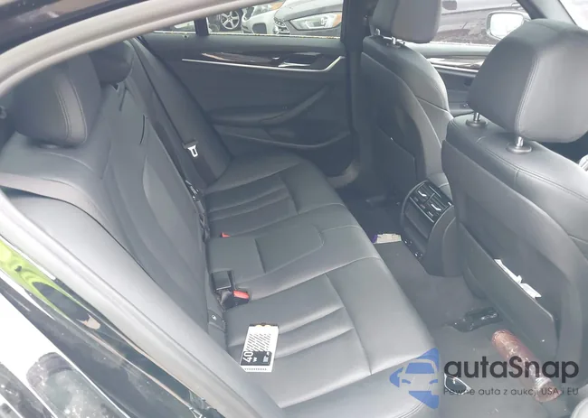 WBAJA9C52JB033209: 42133386