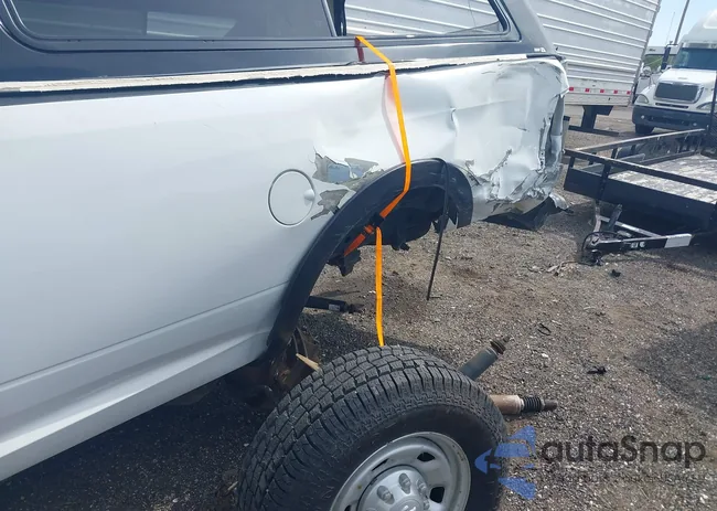 3C6TR5HT8EG269324: 42134846