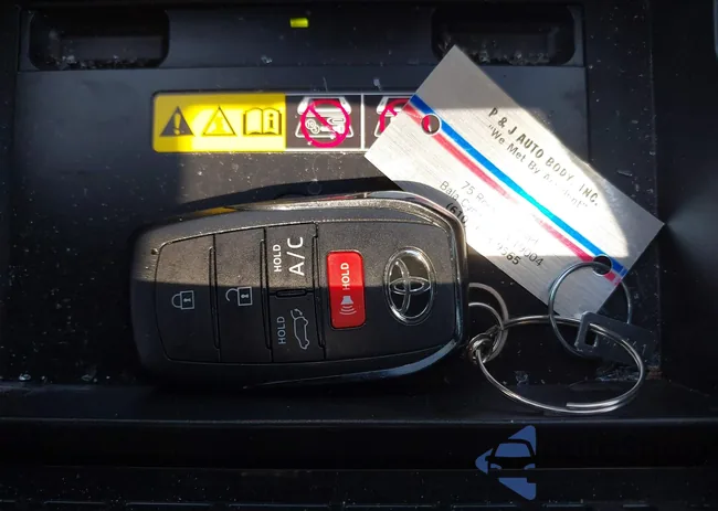 JTMABACA3RA087070: 42135035