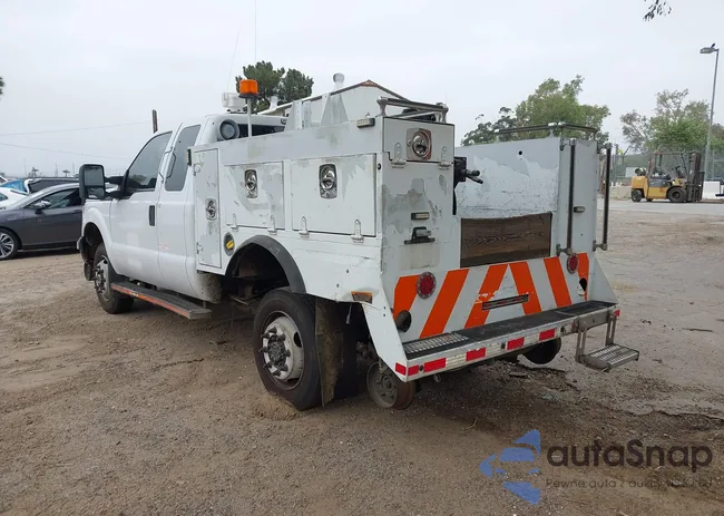 1FT7X2B64EEB70783: 42135070