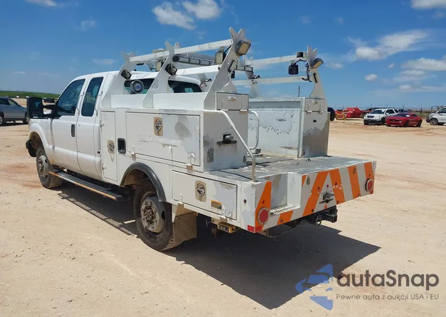 1FT7X2B66FEC58638: 42134126