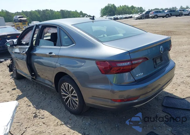 3VWC57BUXMM027732: 42134375