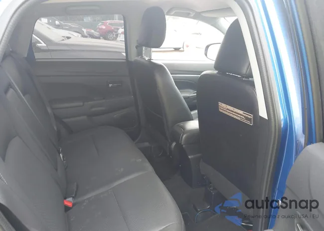 JA4AP4AW5GZ031447: 42135581