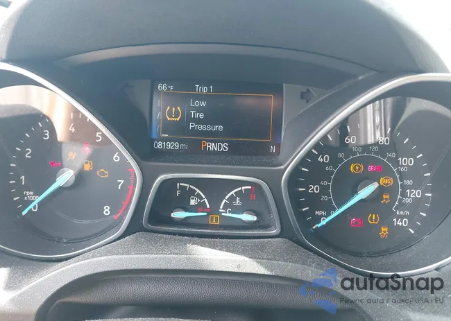 1FMCU9HD8JUB01872: 42136022