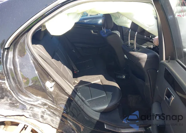 WDDHF8JB1EA823527: 42136062