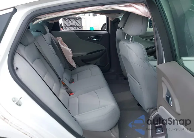 1G1ZB5ST3LF076974: 42136106