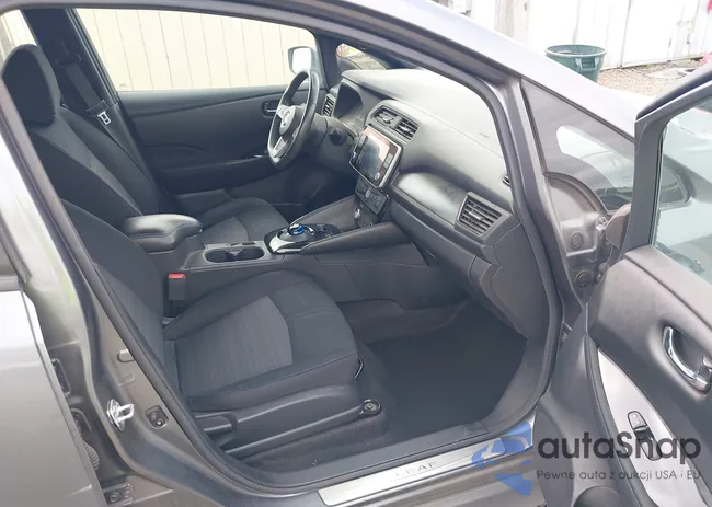 1N4BZ1CP6LC304083: 42135309