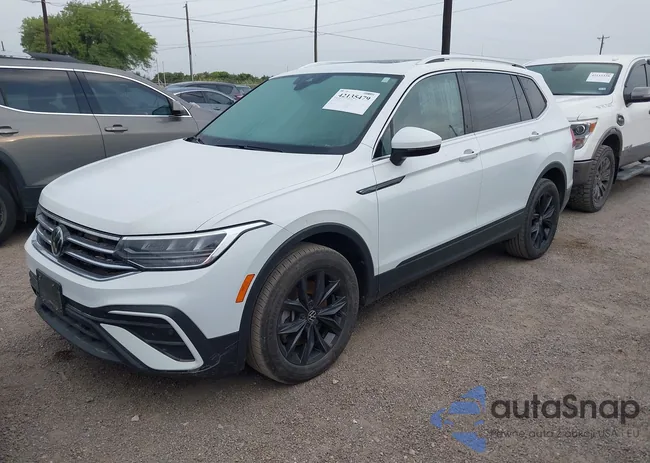 3VV2B7AX7NM085058: 42135479