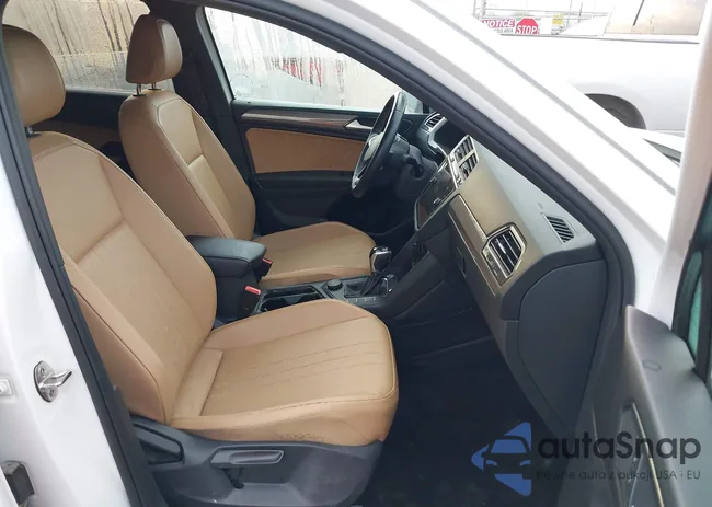 3VV2B7AX7NM085058: 42135479