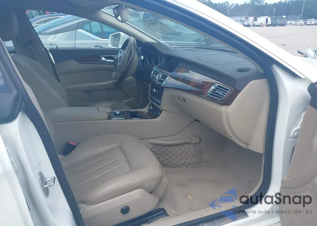 WDDLJ7DB3CA030659: 42136521