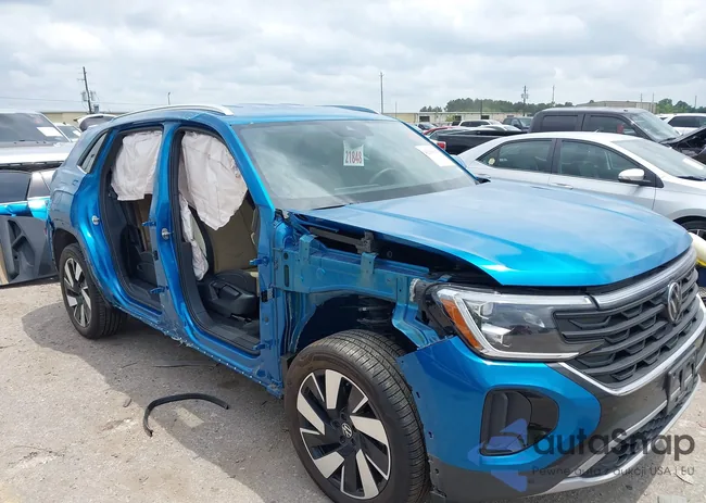 1V2WE2CA2RC208807: 42136547