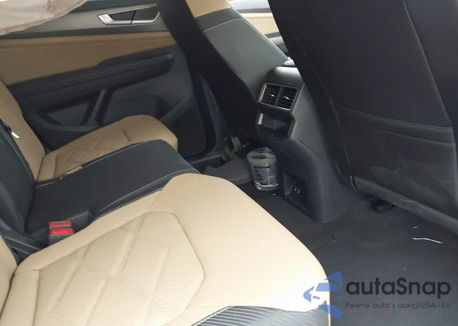 1V2WE2CA2RC208807: 42136547