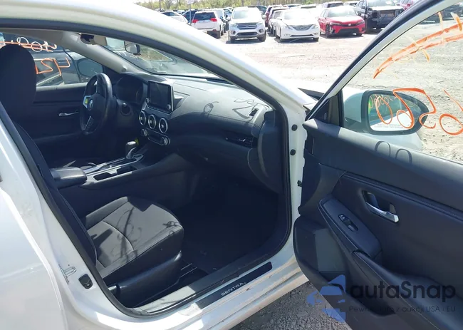 3N1AB8CV9PY240090: 42136560