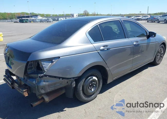 JHMCP26339C015382: 42136568