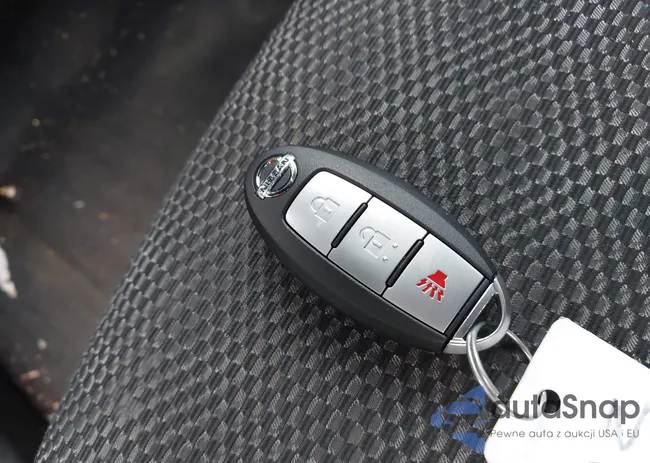 JN1BJ1CP5HW016436: 42136570