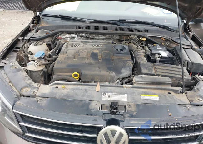 3VWLA7AJ3FM279957: 42136755