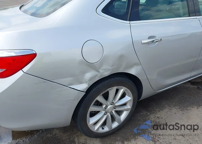 1G4PR5SK9D4228928: 42136781